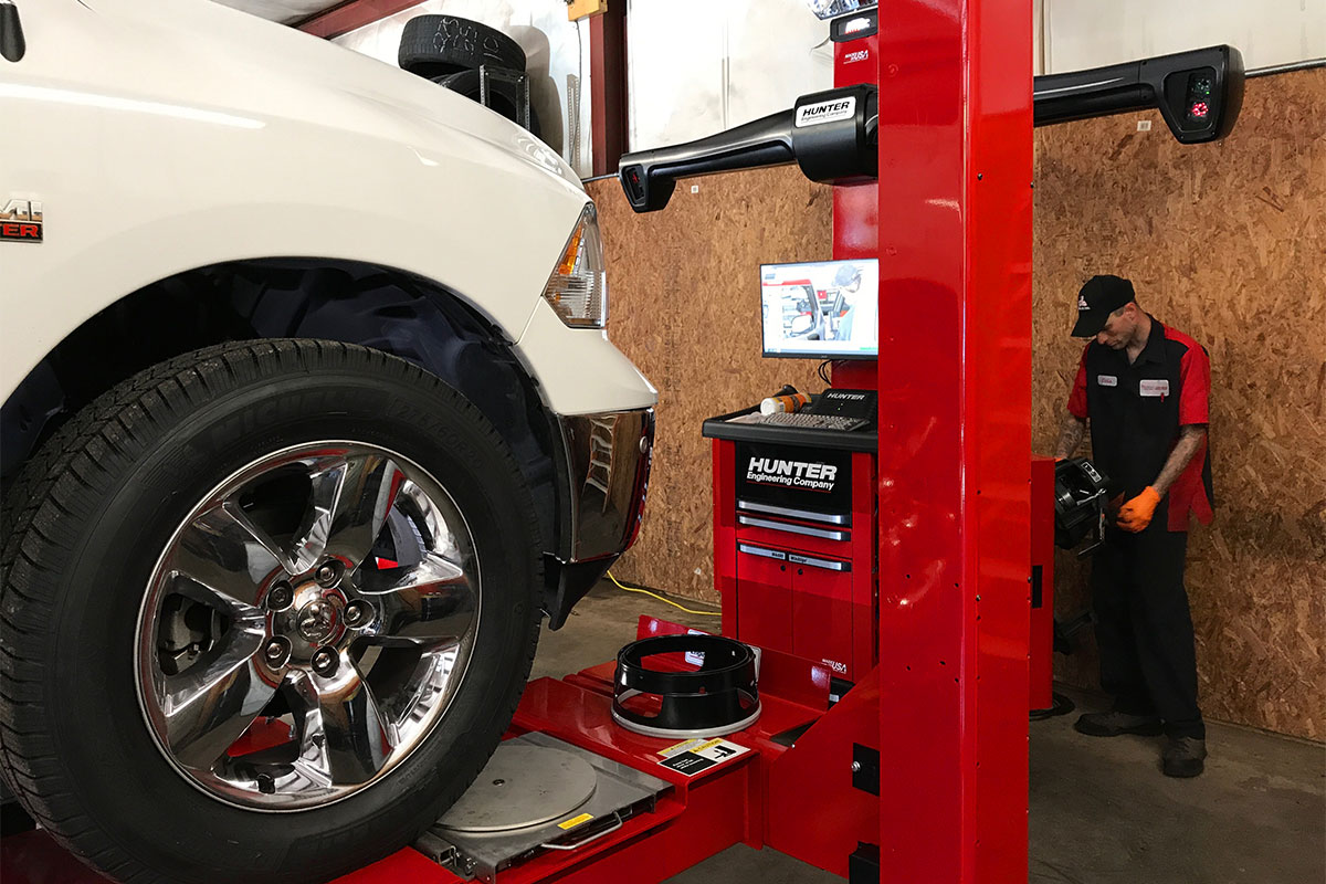 testimonial-warrenstiresonwheels-photo01.jpg warrens tires on wheel hunter engineering customer testimonial